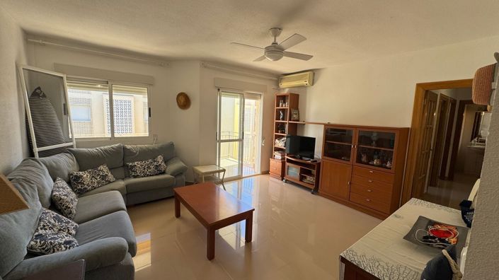 Image No.10-3 Bed Flat for sale