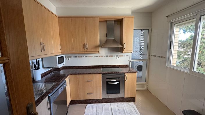 Image No.16-3 Bed Flat for sale