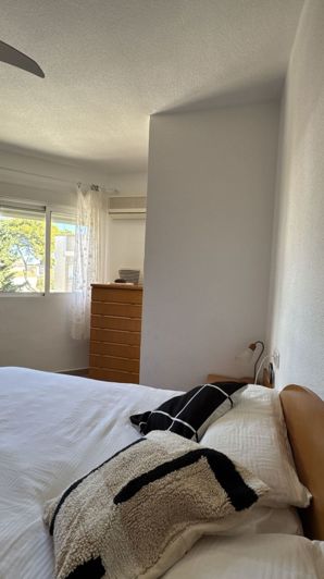 Image No.24-3 Bed Flat for sale