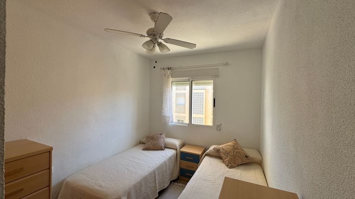 Image No.29-3 Bed Flat for sale