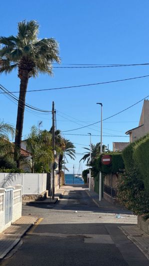 Image No.42-3 Bed Flat for sale