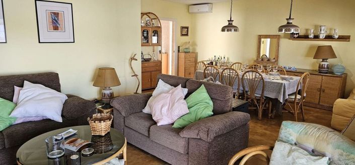 Image No.10-5 Bed Villa for sale