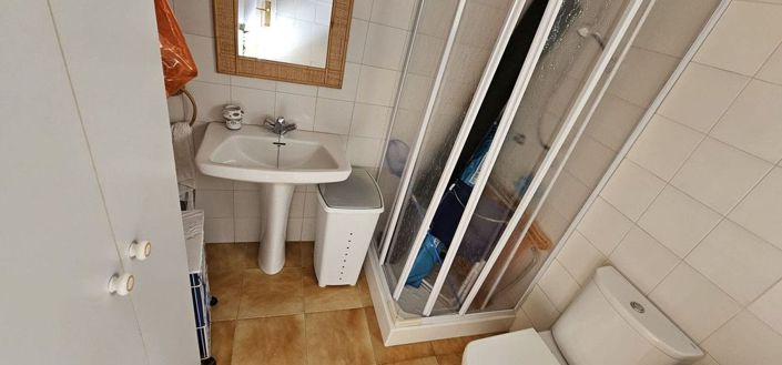 Image No.26-5 Bed Villa for sale