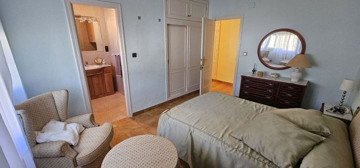 Image No.28-5 Bed Villa for sale