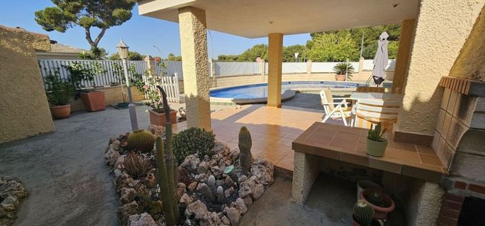 Image No.4-5 Bed Villa for sale