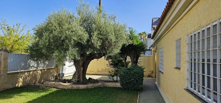 Image No.41-5 Bed Villa for sale