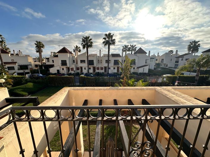 Image No.15-2 Bed Property for sale