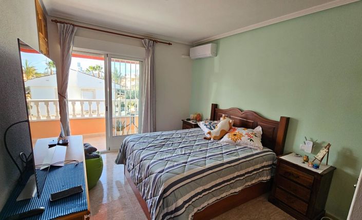 Image No.11-3 Bed Villa for sale
