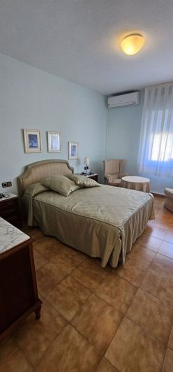Image No.26-5 Bed Villa for sale