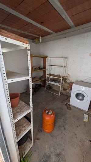 Image No.10-3 Bed House for sale
