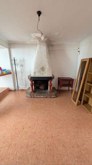 Image No.2-3 Bed House for sale