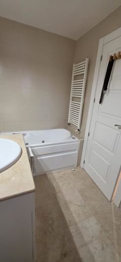 Image No.13-2 Bed Property for sale
