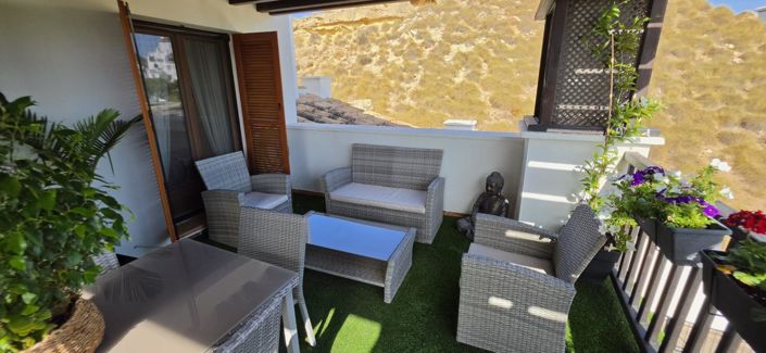 Image No.2-2 Bed Property for sale