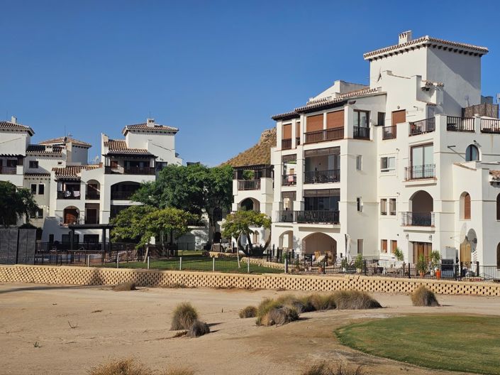 Image No.15-2 Bed Apartment for sale