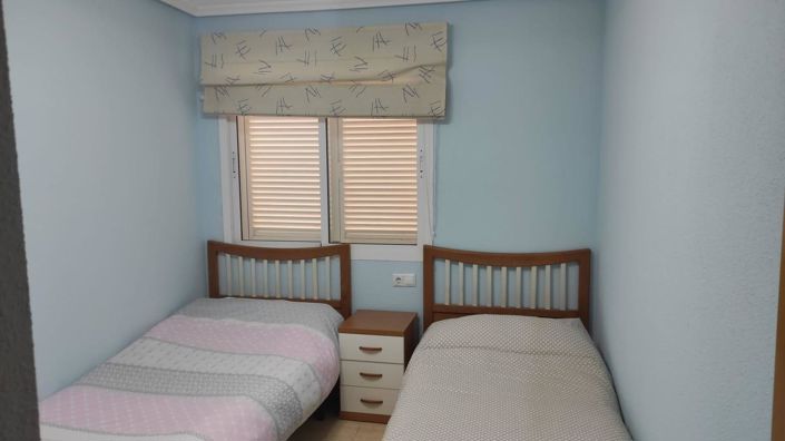 Image No.13-Jumelé de 2 chambres à vendre