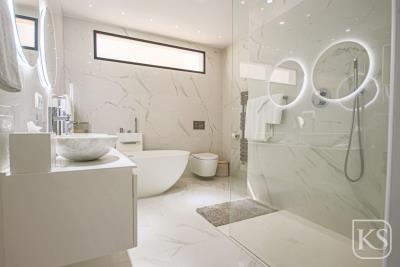 Casa-Oro-Luxurious-3-Bed-2-Bath-Fully-Remodelled-Villa-on-El-Valle-Golf-Resort-4