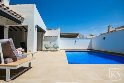 VillaMoore---3-bed-2-bath-luxury-modern-villa-9