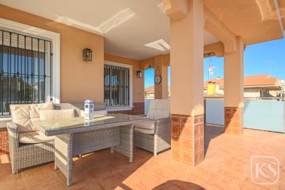 3-bed-2-bath-top-floor-100m-away-from-the-beach-in-Los-Alcazares-5