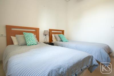 Casa-Calabria-2-bedroom-1-bathroom-second-floor-apartment-on-El-Valle-Golf-Resort-6