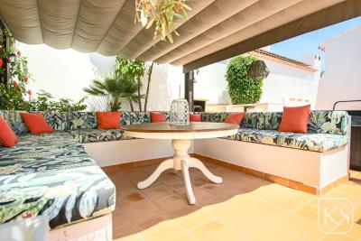 luxury-4-bed-extended-Algaba-villa-on-El-Valle-Golf-Resort-6