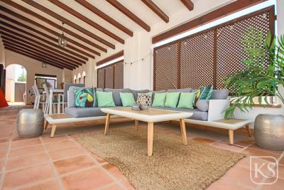 luxury-4-bed-extended-Algaba-villa-on-El-Valle-Golf-Resort-13