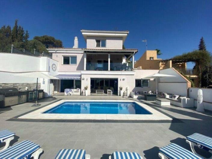 Image No.2-5 Bed House/Villa for sale