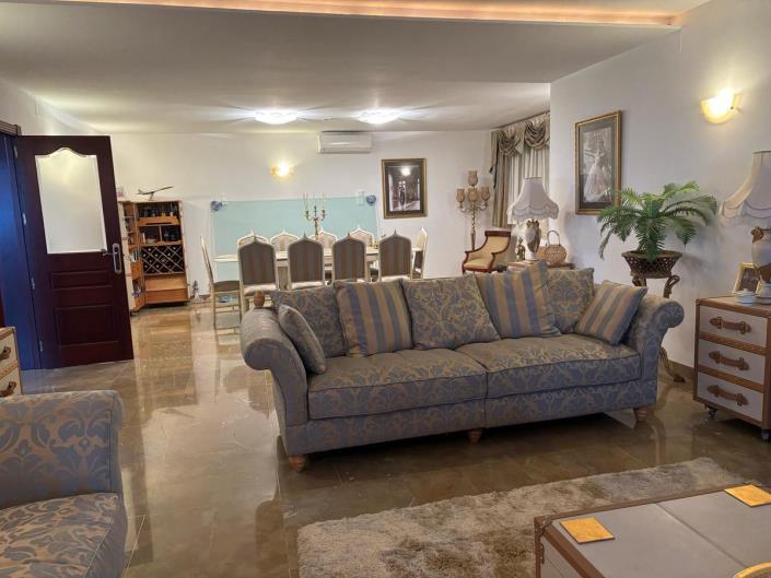 Image No.3-5 Bed House/Villa for sale