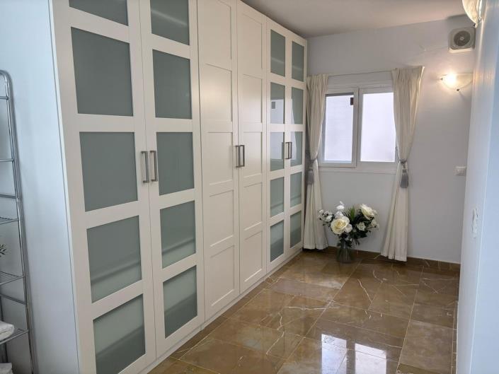 Image No.20-5 Bed House/Villa for sale