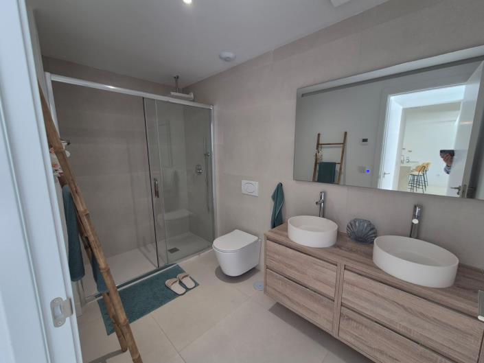 Image No.30-2 Bed Apartment for sale