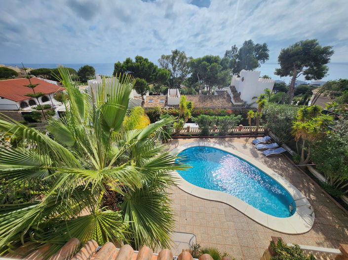 Image No.1-Villa de 8 chambres à vendre à Mijas