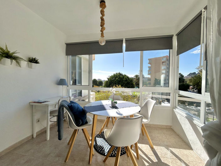 Image No.1-Studio for sale