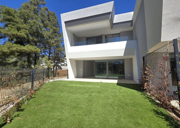 Image No.1-3 Bed Villa for sale