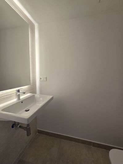 Image No.25-3 Bed Villa for sale