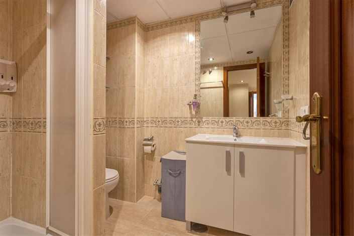 Image No.15-3 Bed Apartment for sale