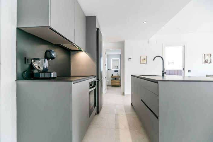 Image No.12-2 Bed Apartment for sale