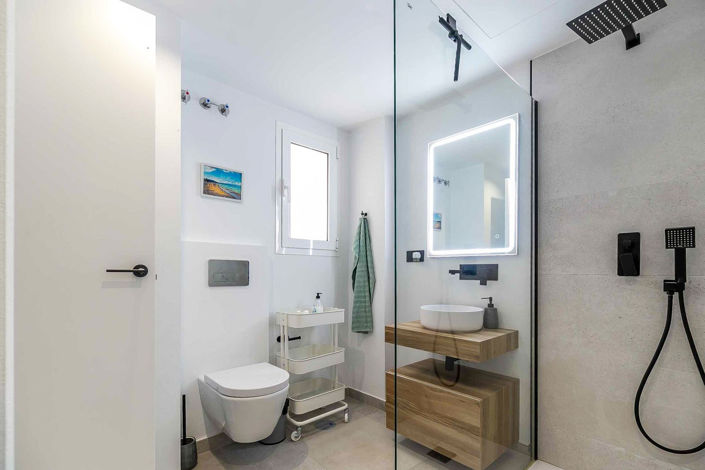 Image No.19-2 Bed Apartment for sale