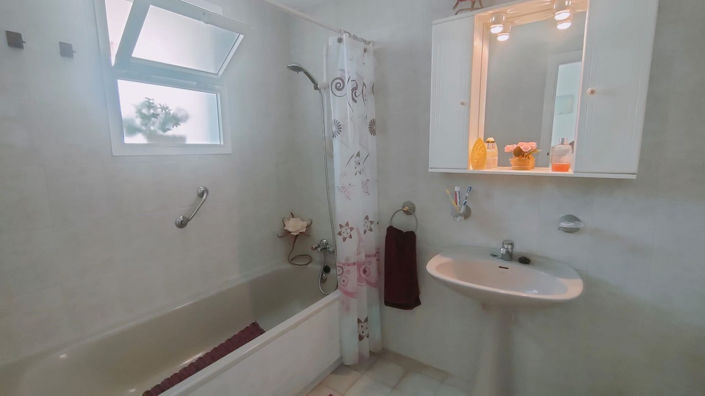 Image No.19-2 Bed Apartment for sale