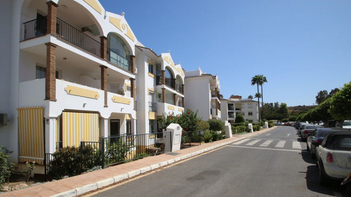 Image No.20-2 Bed Apartment for sale