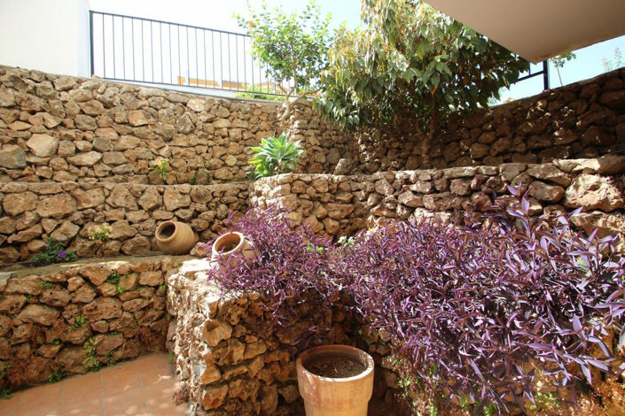 Image No.23-2 Bed Apartment for sale