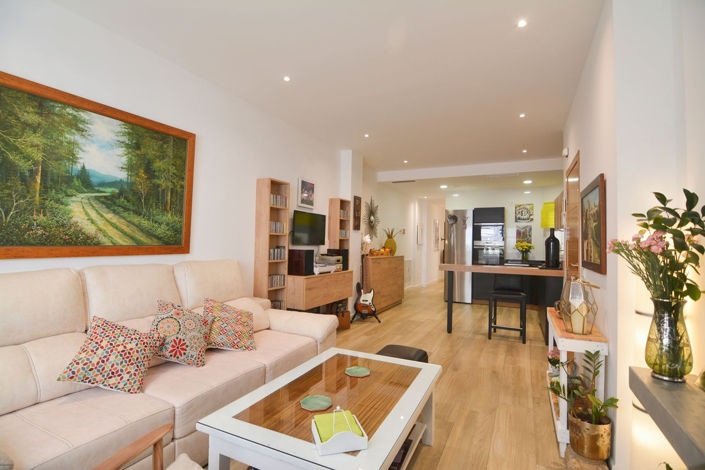 Image No.1-3 Bed Apartment for sale