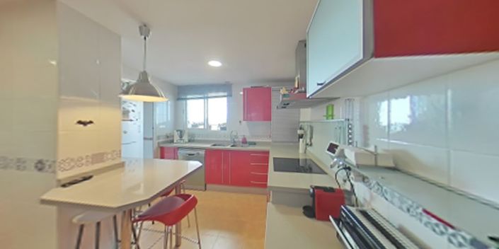 Image No.8-4 Bed Penthouse for sale