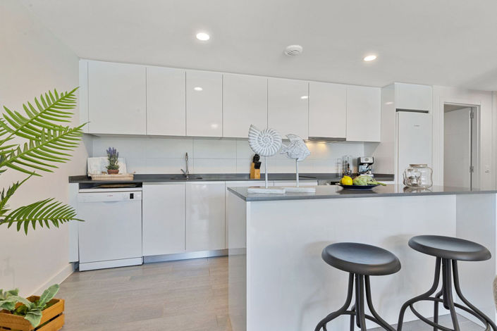 Image No.13-3 Bed Apartment for sale