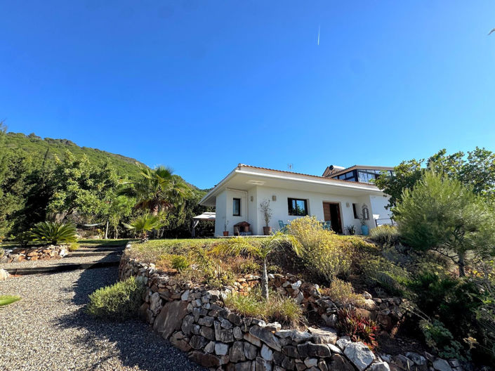 Image No.2-3 Bed Property for sale