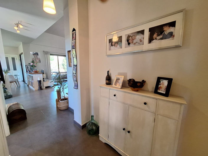 Image No.22-3 Bed Property for sale