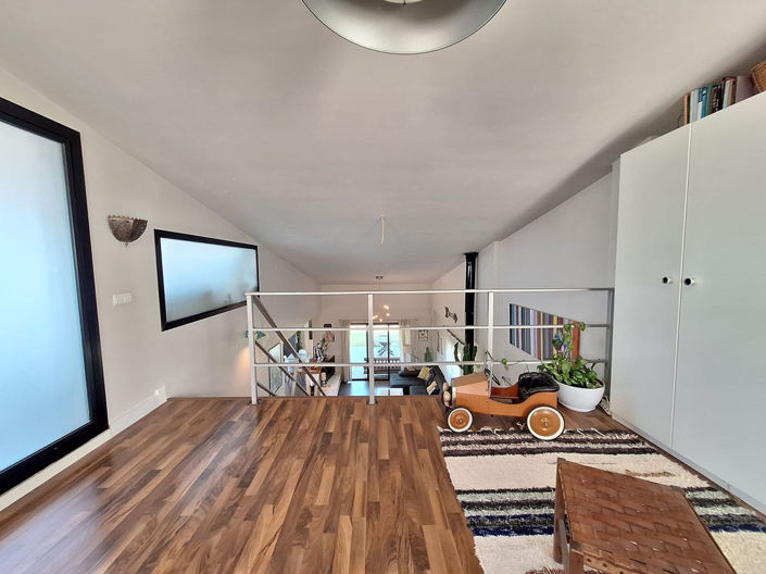 Image No.37-3 Bed Property for sale