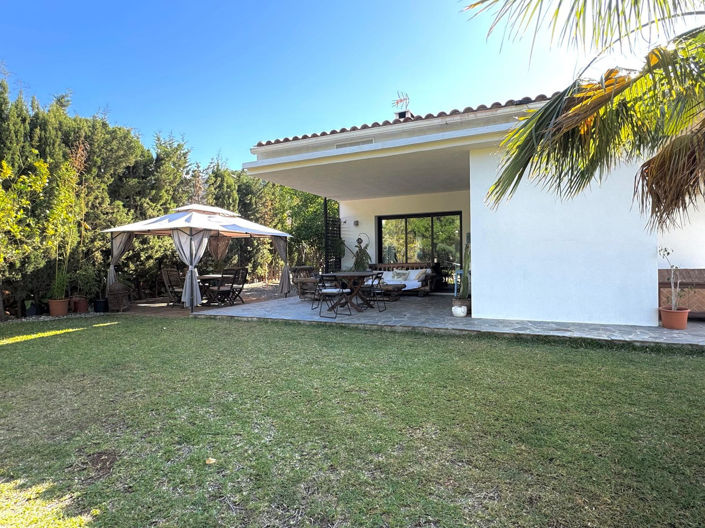 Image No.50-3 Bed Property for sale