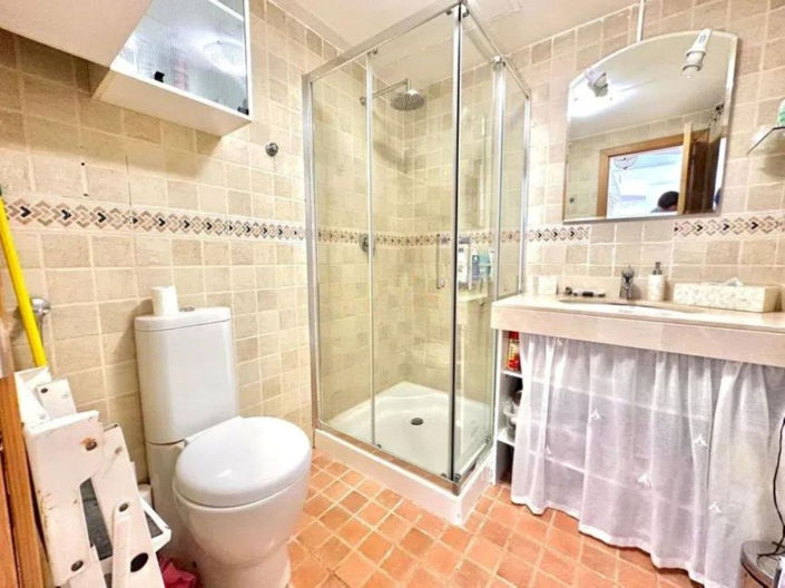 Image No.11-2 Bed Apartment for sale