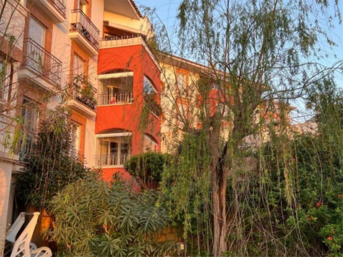 Image No.19-2 Bed Apartment for sale