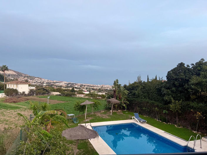 Image No.13-3 Bed Semi-Detached for sale