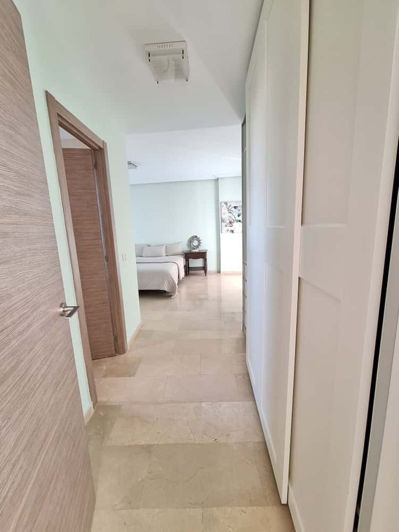 Image No.18-4 Bed Property for sale